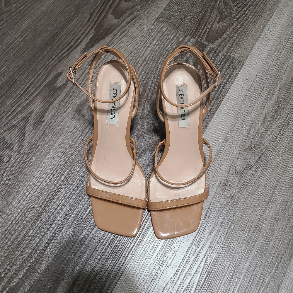 Steve Madden Tan Strappy Heels Size 7